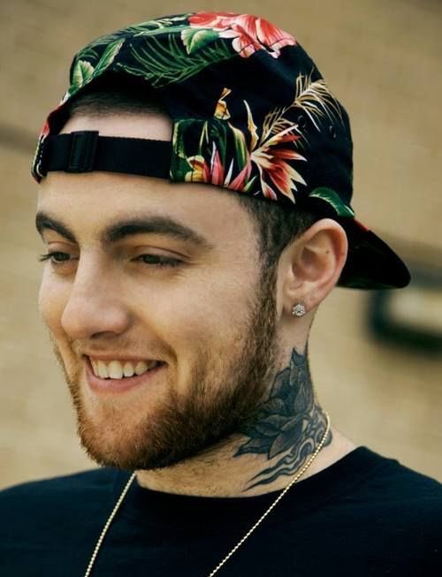 here’s a thread of as many pics of Mac smiling as i could findRIP Mac 