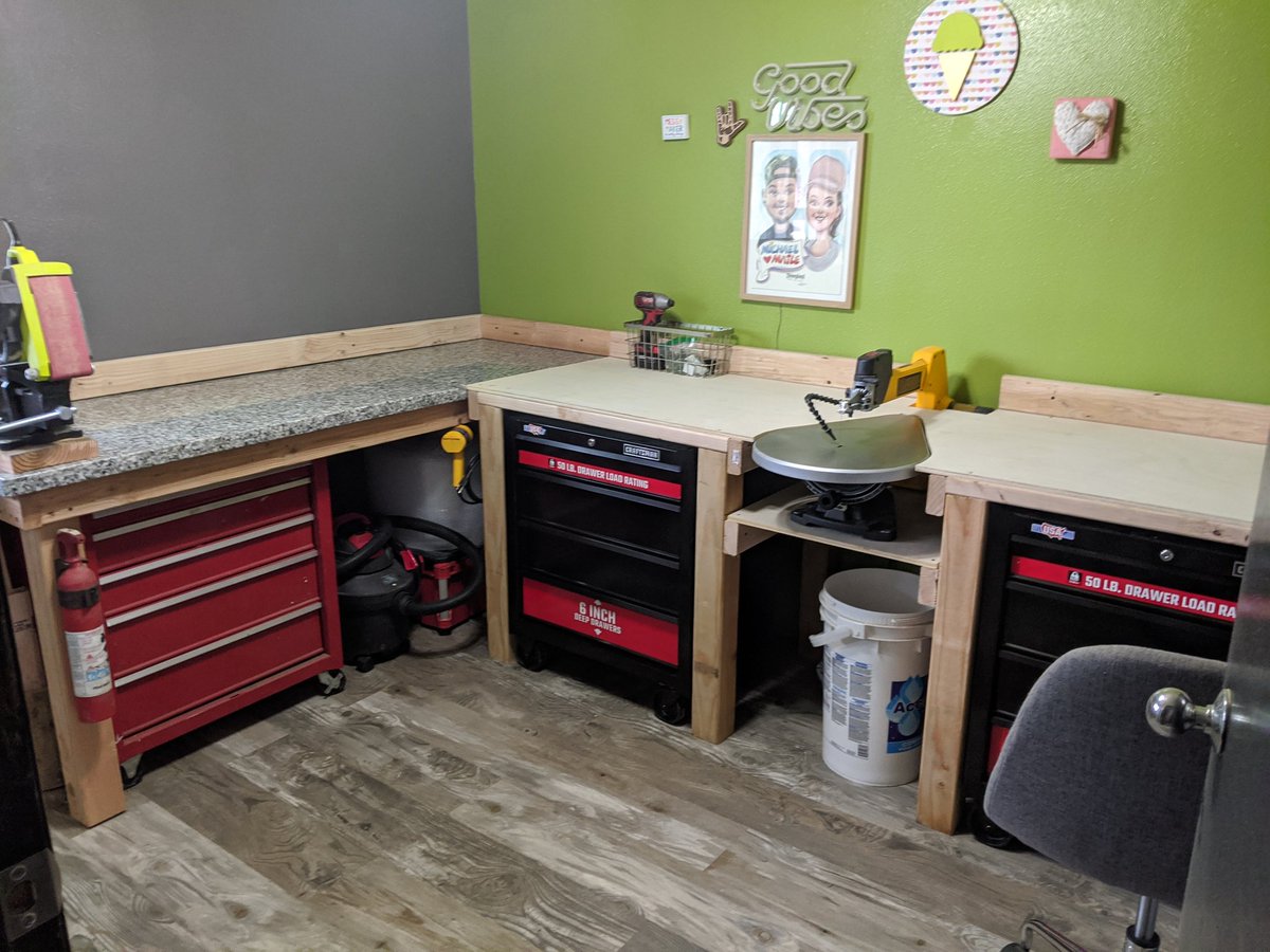 ProCasualty's tweet photo. Sorry for the lack in streaming, was busy building a work bench station for my wife 👍🙌  Granite counter and a built in scroll saw table. Not to shabby 😂😊 check out her ig @maihappythings and like work! https://t.co/Y3nEuStTzD