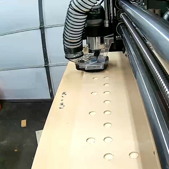 mkngjoy's tweet photo. Only thing more challenging than #cncsoftware is trying to film it.
.
here’s fun angle, with a #wyzecam attached to the @onefinitycnc gantry, which means it moves with the machine as it cuts.
.
what do you think about this angle?.
.
only issue is that i … https://t.co/sbQeL19Xa7 https://t.co/ofVElNUtGI