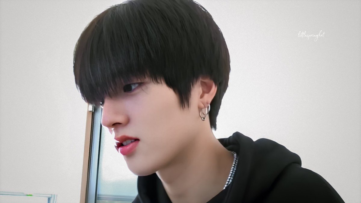 jl_jl_1427's tweet photo. ใครจะไปสู้พวกเธอได้ ไม่มีหรอก 😂
#TreasureMakerSelcaDay https://t.co/d12Fs2A2ON