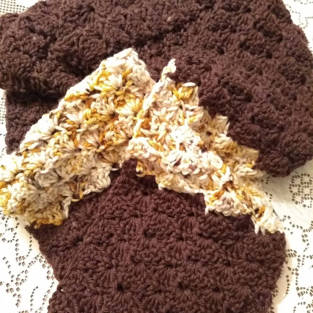 Phne's tweet photo. More completed scarves using yarn from the stash.  Stitching my way to the year's goal of 40 scarves - numbers 32, 33 &amp; 34 shown.
#crochet #crocheteveryday #crochetforcharity #crochetscarves #yarnfun #scarvesoflove #stashbustingcrochet #beautifulcrochet #scarfgoals #joyfulcrochet https://t.co/khHCuv6pGr