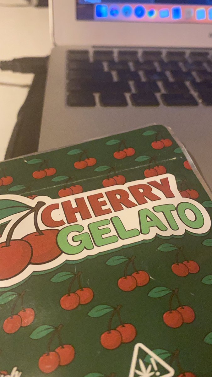 bg_dotty's tweet photo. We smoke good when we in this bih! #studiovibes #newmusic #otw #gelatobaby #bigdope #cloudsurfers #worldwide @bgfrontstreet https://t.co/6pkma8452k