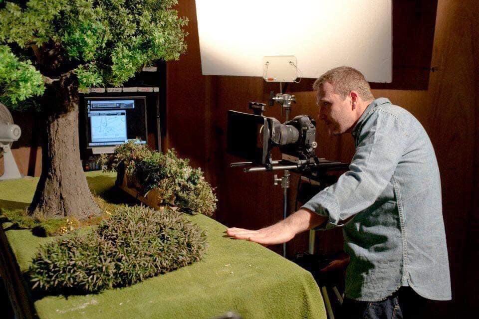 เบื้องหลังการ์ตูน shaun the sheep เป็นงี้หรอ T_T มุ้แง น่ารักจัง ปั้นโมเดลแกะจิ๋ว สิ่งของจิ๋ว เป็นสตูดิโอเล็ก ๆ ตั้งกล้องถ่าย น่ารักใจเจ่บ