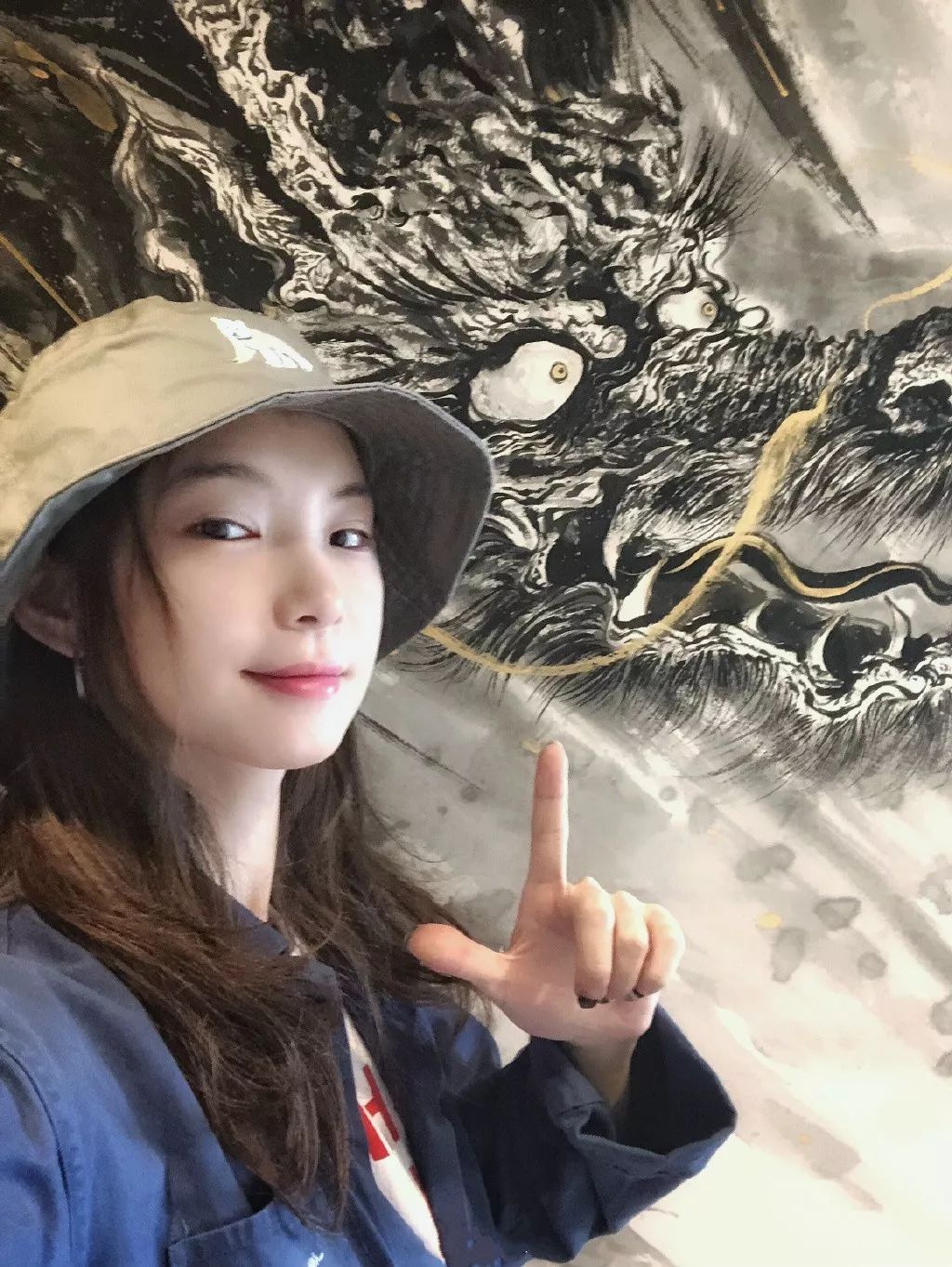 توییتر 西木南瓜در توییتر 私の好きな 女性画家张渔 の水墨画家松井冬子 の日本画家 T Co 9c2xxb7egm