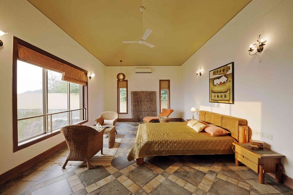 ZingyHomes's tweet image. #Zingify - Guest Room Makeover : For A House That Speaks.

See more at: zingyhomes.com/latest-trends/…

#guestroom #interiordesign #interior #homedecor #bedroom #bedroomdecor #guesthouse #home #guestroomdecor #guestbedroom #design #decor #airbnb #livingroom