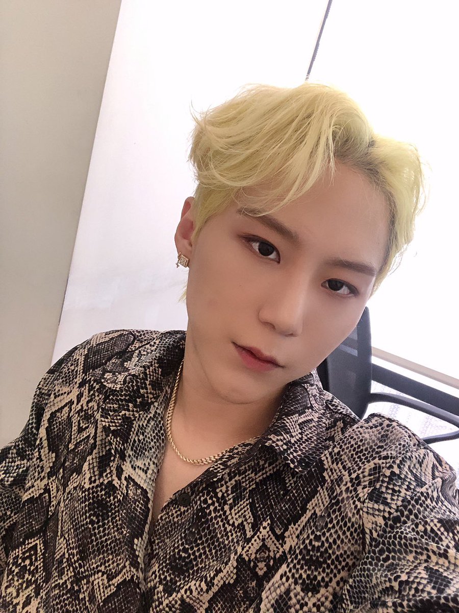 1team_twt's tweet photo. [#1TEAM #BC]
🌧🌧 https://t.co/rVQou32zNP