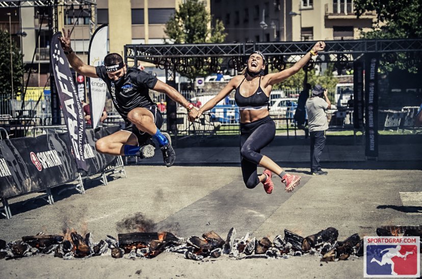 cris__cano's tweet photo. Así de motivados y emocionados cruzábamos la meta de la @spartanracees Sprint el pasado viernes en Encamp, Andorra. Era la primera para Eve. Orgulloso es poco... 🥰🤦🏻‍♂️🔝

#experiencia #inolvidable #aventura #reto #desafio #spartanrace #andorra #encamp #lemonteam #moretocome https://t.co/T95dl3rCjj