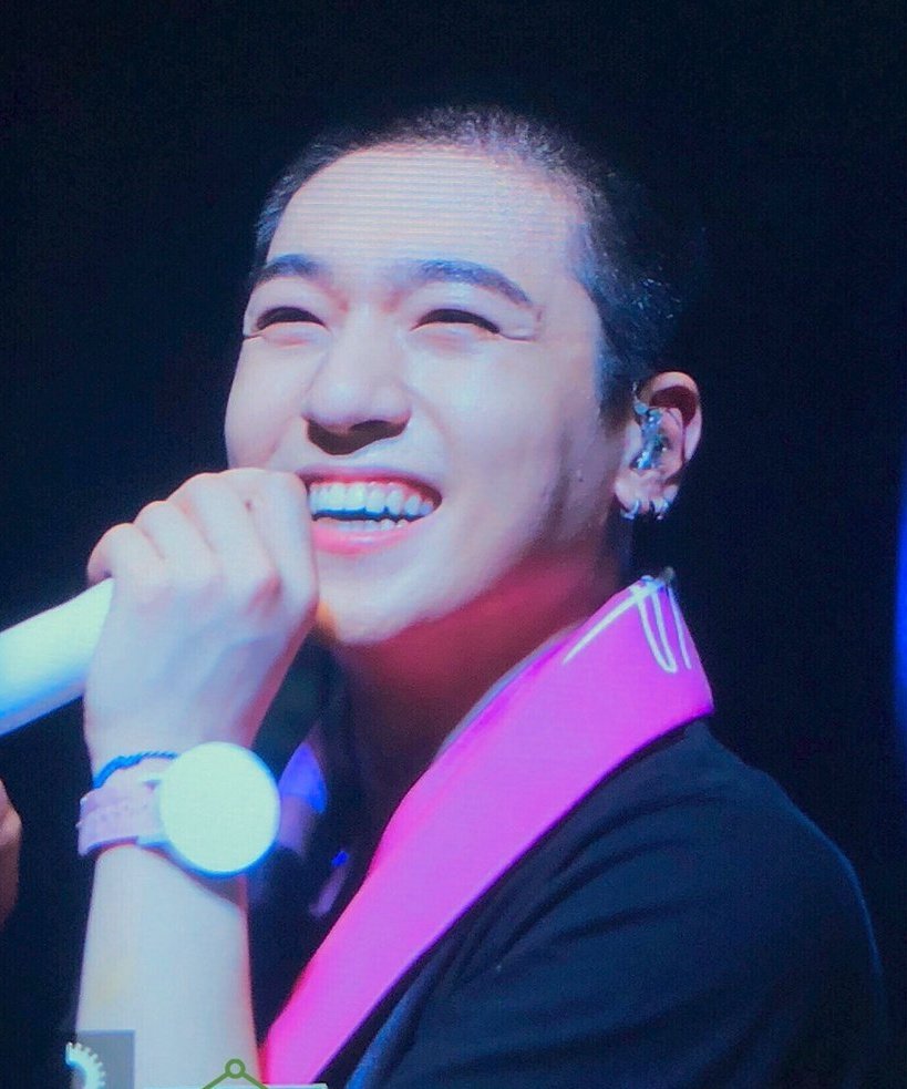 a thread of sungjin smiling, since we all miss him :')