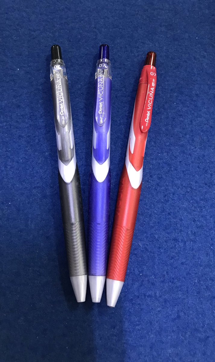 三浦の文具 水戸の文房具屋さん Stationery Shop ぺんてる ビクーニャボールペン デザインが ウルトラマンみたいでカッコいい 思ってたけど もうカタログ落ち廃番だった 今は 定価 150の本体ないらしい 普通にビクーニャの替芯で使えます 三浦の文具 水戸の文房具屋さん Stationery Shop ぺんてる ビクーニャボールペン デザインが ウルトラマンみたいでカッコいい 思ってたけど もうカタログ落ち廃番だった 今は 定価 150の本体ないらしい 普通にビクーニャの替芯で使えます