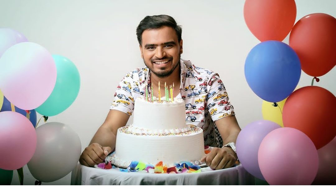 Satender_99's tweet photo. जन्मदिन की शुभकामनाएं...@iAmitBhadana ji #comedy_king #AmitBhadana https://t.co/WQMbRbmJnY