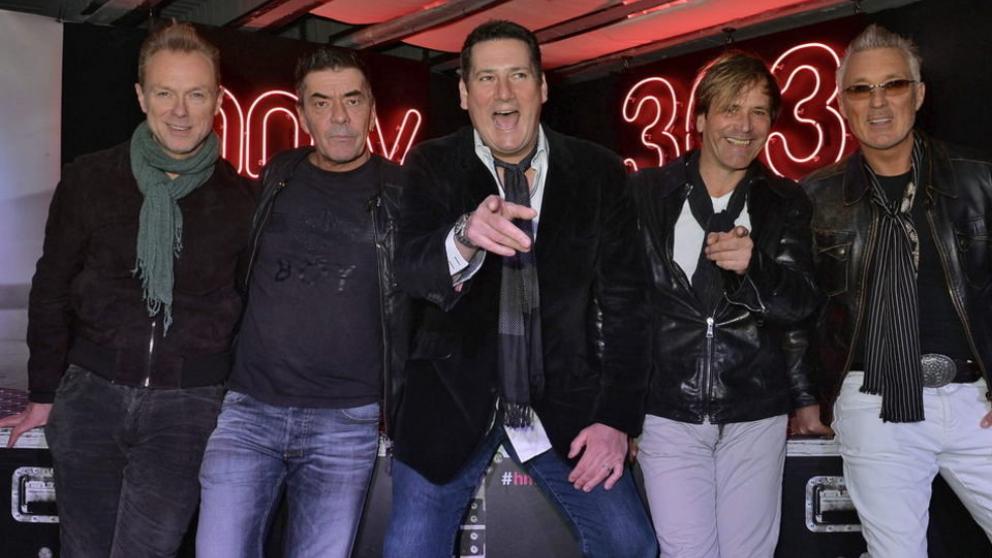 SBOnceMore's tweet photo. Who was there? For the DVD signing just before the  #SBOTWW Tour 26.10.2014
#Tbt #LetTheMusicPlay
So sad the #HMV iconic, flagship store is just a shopfront now. https://t.co/TCDpcSu6iJ