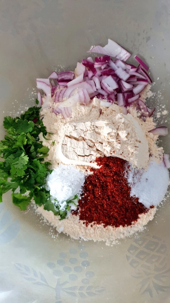 SpiceGoddess143's tweet photo. New recipe loading ! #BeyondTheImpossible #FrysFamily #MeatlessMonday https://t.co/oYoejzBa4J