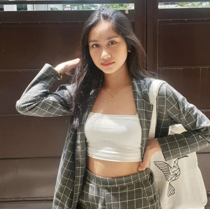 #5: Sheena Mae “Sheena” CatacutanAge: 16 years oldBirthday: May 9, 2004Possible Position: Main Dancer, MaknaeBrief Background: She was a former M1T Dance Group member and PBB Otso (Batch 3) former housemate.