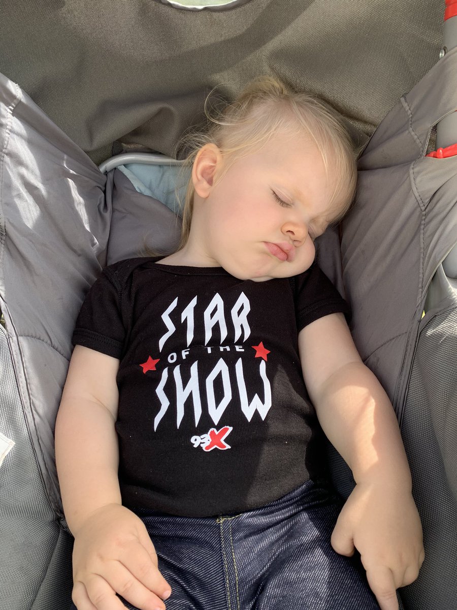 Gameler42's tweet photo. Someone partied hard today! @93XRadio #hams #93x #staroftheshow #toddler https://t.co/y9QksqTxk7