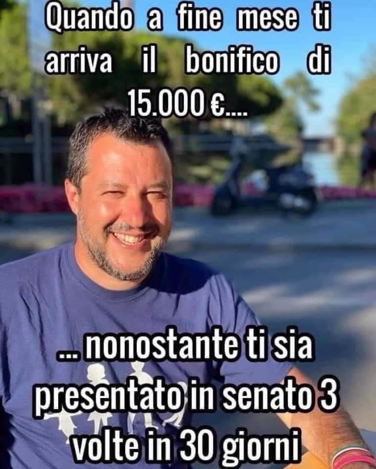 CassioMagistris's tweet photo. PERMETTETEMI  UNA DOMANDA: MA STO CAZZO DI TOUR  ELETTORALE INFINITO CHE DURA DA MESI  DEL CAZZARO  VERDE CHI CAZZO LO STA PAGANDO ? 
#Orgoglio5Stelle https://t.co/P6tF8uGajJ