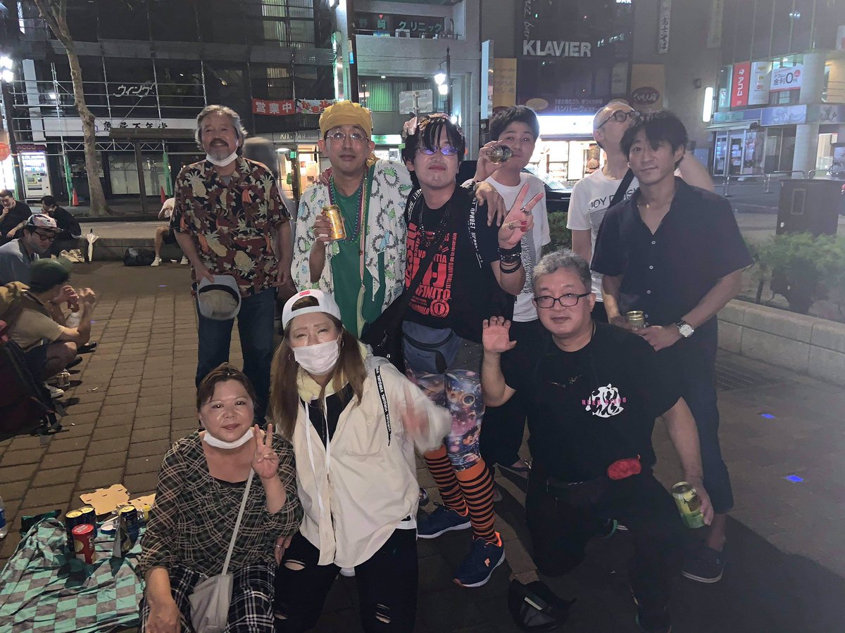 Taske Fgaw 98 オープンマイク お陰様で大盛況 出演者様やお客様や天のスタッフの皆様 お疲れサンデーでした O O 写真は生き残り組での打ち上げ後 さて 次は9 12 土 新宿ゴールデンエッグ 歌舞伎町の詩人達の集い 71 です Taskeさん