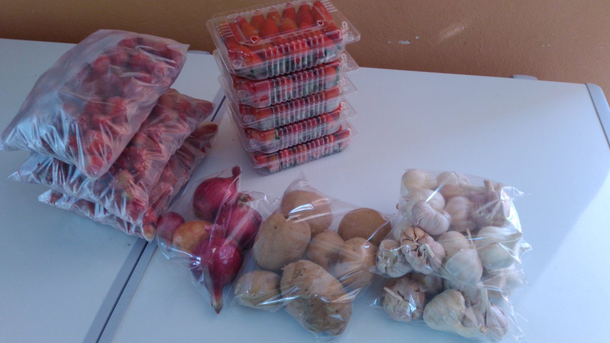liss_strawberry's tweet photo. #lissstrawberry #deconstanzaatucasa #ordenaya https://t.co/fGGx7DlCZ7