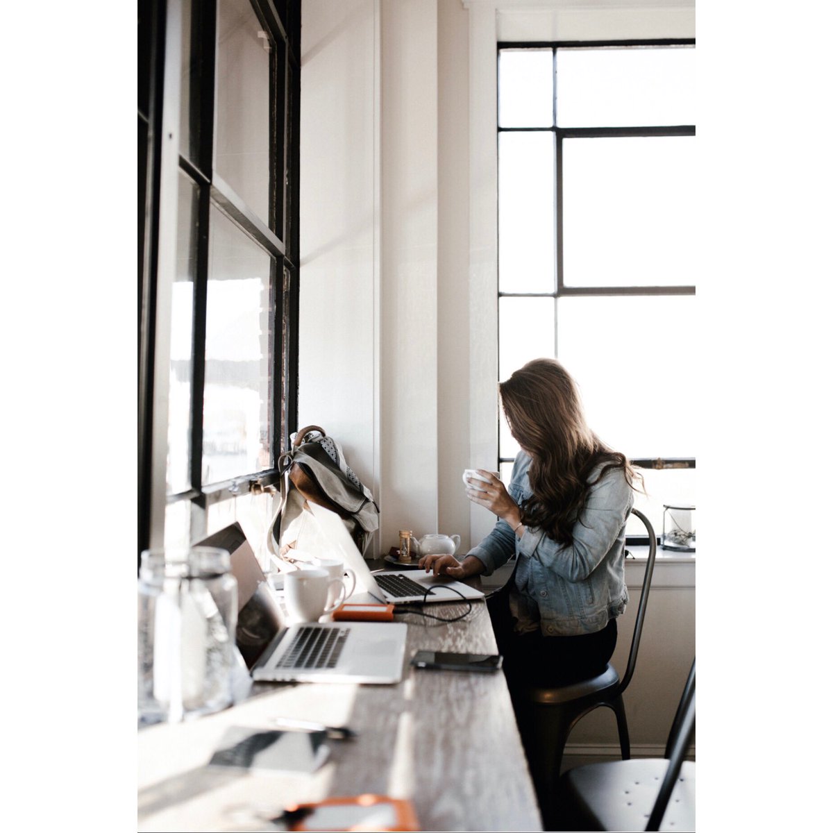 airdeskr's tweet photo. What’s your #definition of #coworking? Be the #exception and let the #world be your office. Explore today at https://t.co/PZBiknA2cC. #workremotely #reimagined #worldisyouroffice #workanytime #workanywhere #community #globalcommunity #thinkoutofthebox #airdeskr #cafes https://t.co/xtm0a77NoB