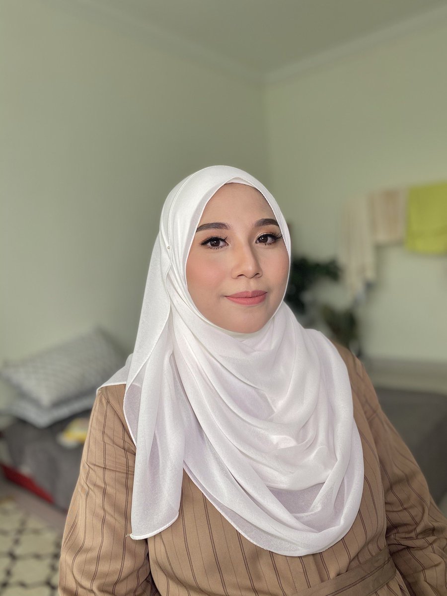 atendoesmakeup's tweet photo. Photoshoot | Beaumama hq | Bangi
.
.
.
#muabangi #muakajang #muadengkil #muaputrajaya #makeupeventbangi #makeupnikahbangi #makeupsandingbangi #makeupbridesmaidbangi #makeupdinnerbangi #emiramirah https://t.co/aaccq34B9K
