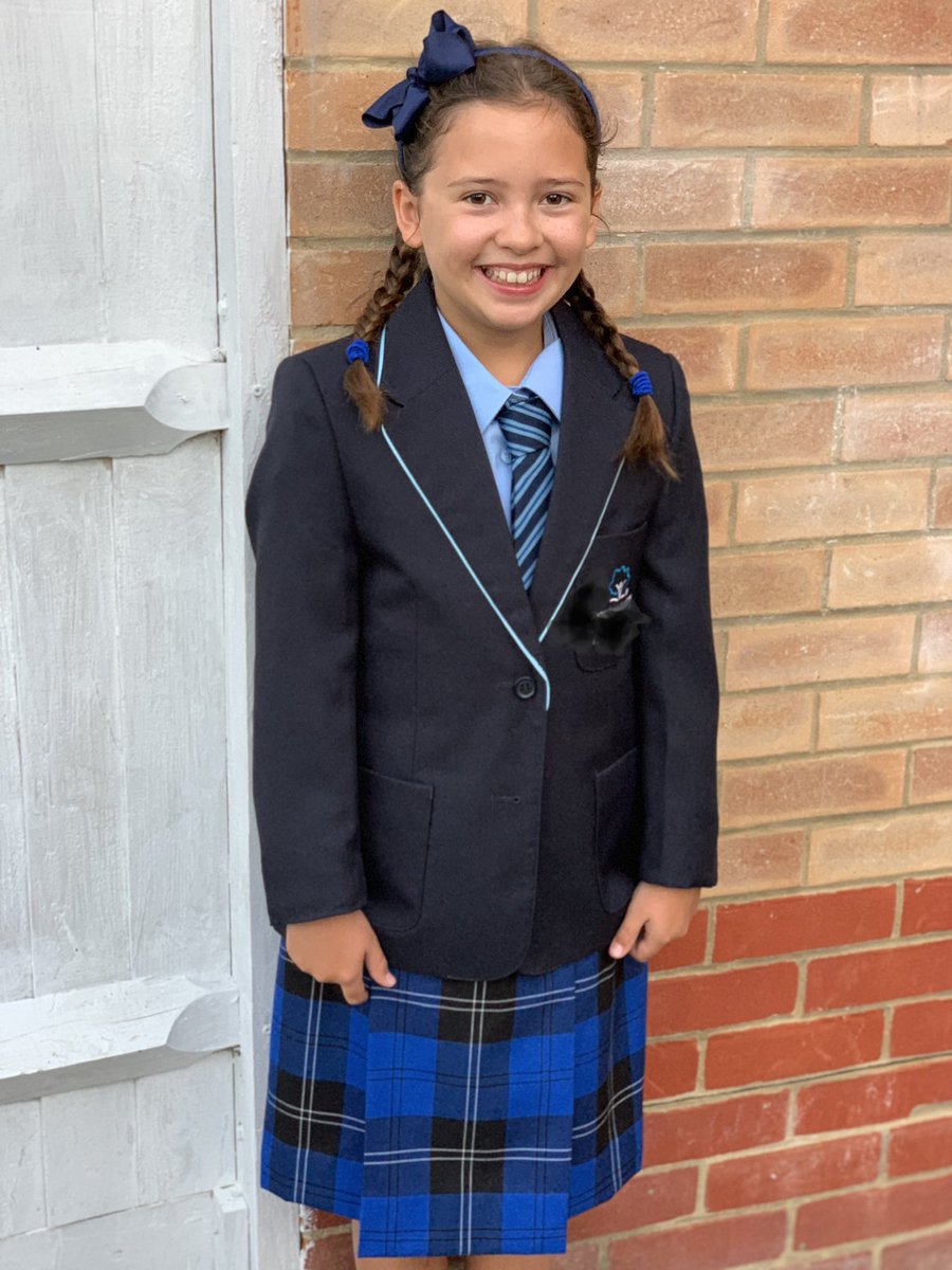 sarahbookertv's tweet photo. My little Ellie all grown up 💕 🥰starting secondary school today 😊 where does the time go?! #firstdayofsecondaryschool #firstdayofschool #backtoschool #proudmummy ☺️ https://t.co/HWy1RdWO3m