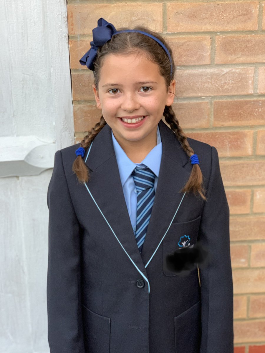 sarahbookertv's tweet photo. My little Ellie all grown up 💕 🥰starting secondary school today 😊 where does the time go?! #firstdayofsecondaryschool #firstdayofschool #backtoschool #proudmummy ☺️ https://t.co/HWy1RdWO3m
