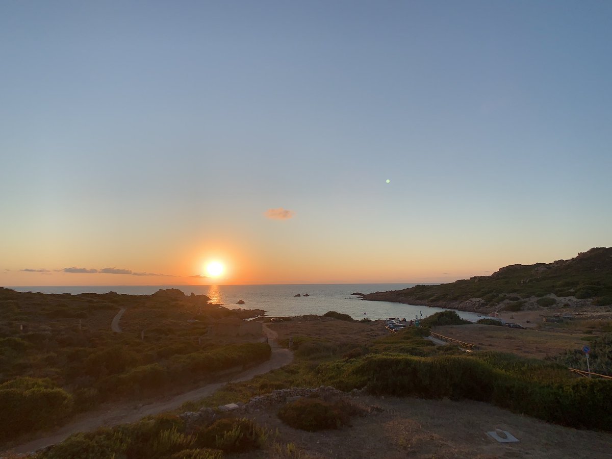 aragian's tweet photo. Saluti dall’Idroscalo

#sardegna #sardinia #mysardinia #miasardegna #sardegnaturismo
#estate2020 https://t.co/obgjoxxUMK