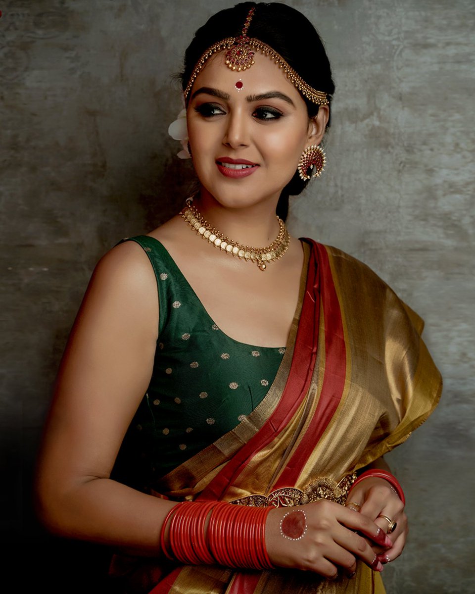 TeamMonal's tweet photo. Hellow Every One let us fallow and suport #MonalGajjar Fans #BiggBossTelugu4 #BigBoss #bigboss4telugu #BiggBossTelugu @Gajjarmonal https://t.co/aSo5ceMORp