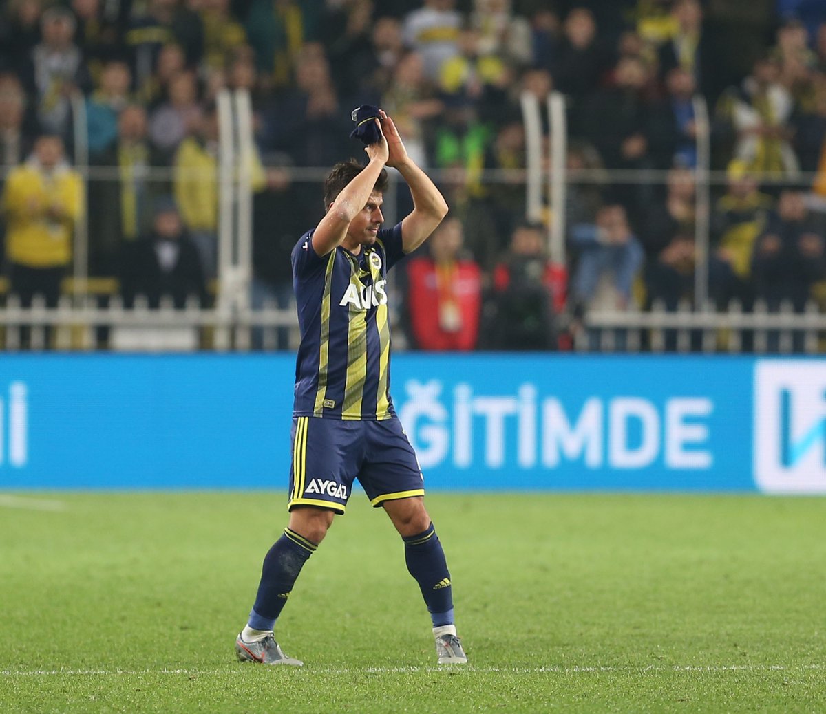 İyi ki doğdun Emre Belözoğlu! 💛💙