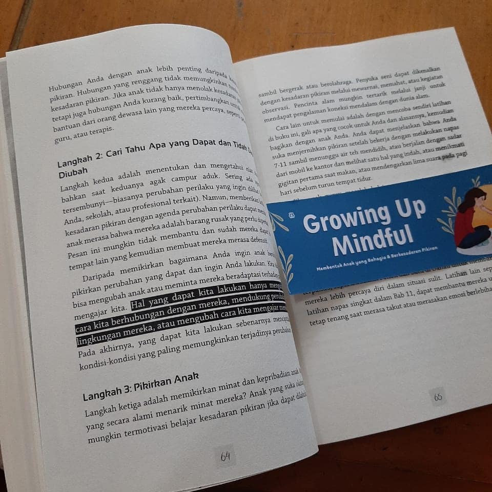 BukuWanita's tweet photo. #PromoBW Pre Order Buku #GrowingUpMindful disc 15% free masker terbatas!

Order via 👉 https://t.co/AoCA8qIM3H 

@mizanmediautama 
@bentangpustaka https://t.co/7N5cc5smII