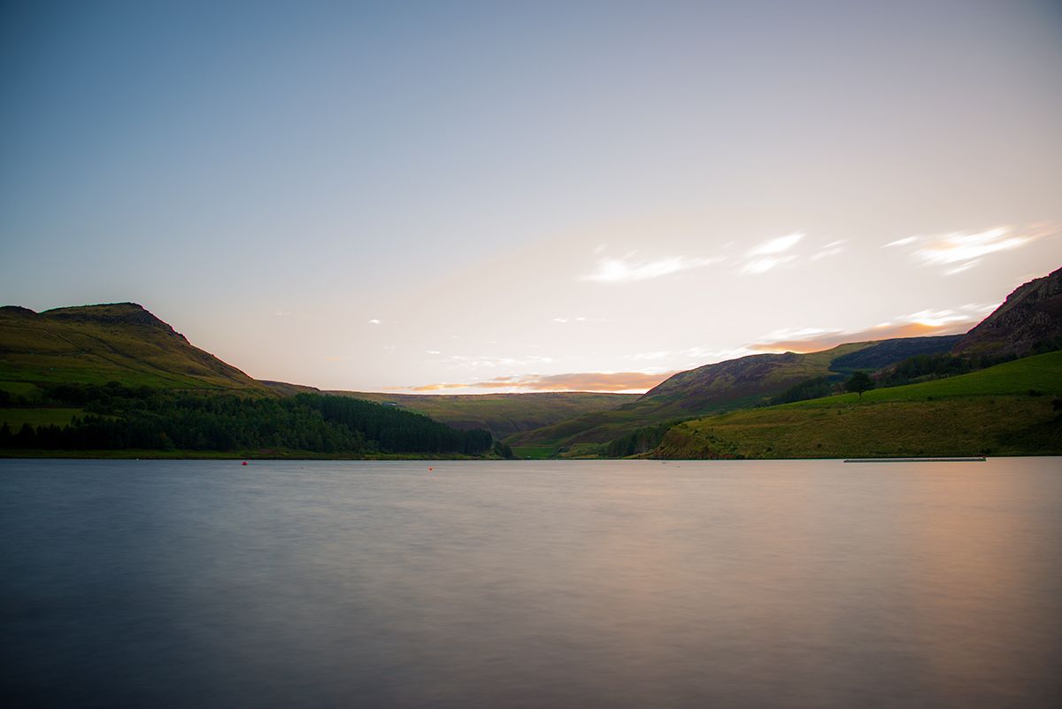 linaphotography's tweet photo. Sometimes it’s worth waking up early...

#dovestones #landscape #naturelovers #landscapepainting #longexposure #photography #photographybylina #landscapelovers #sunrise #NaturePhotography #manchesterphotographer #nature #EarlyRisersClub #GoodMorning https://t.co/I78BoQxLYH