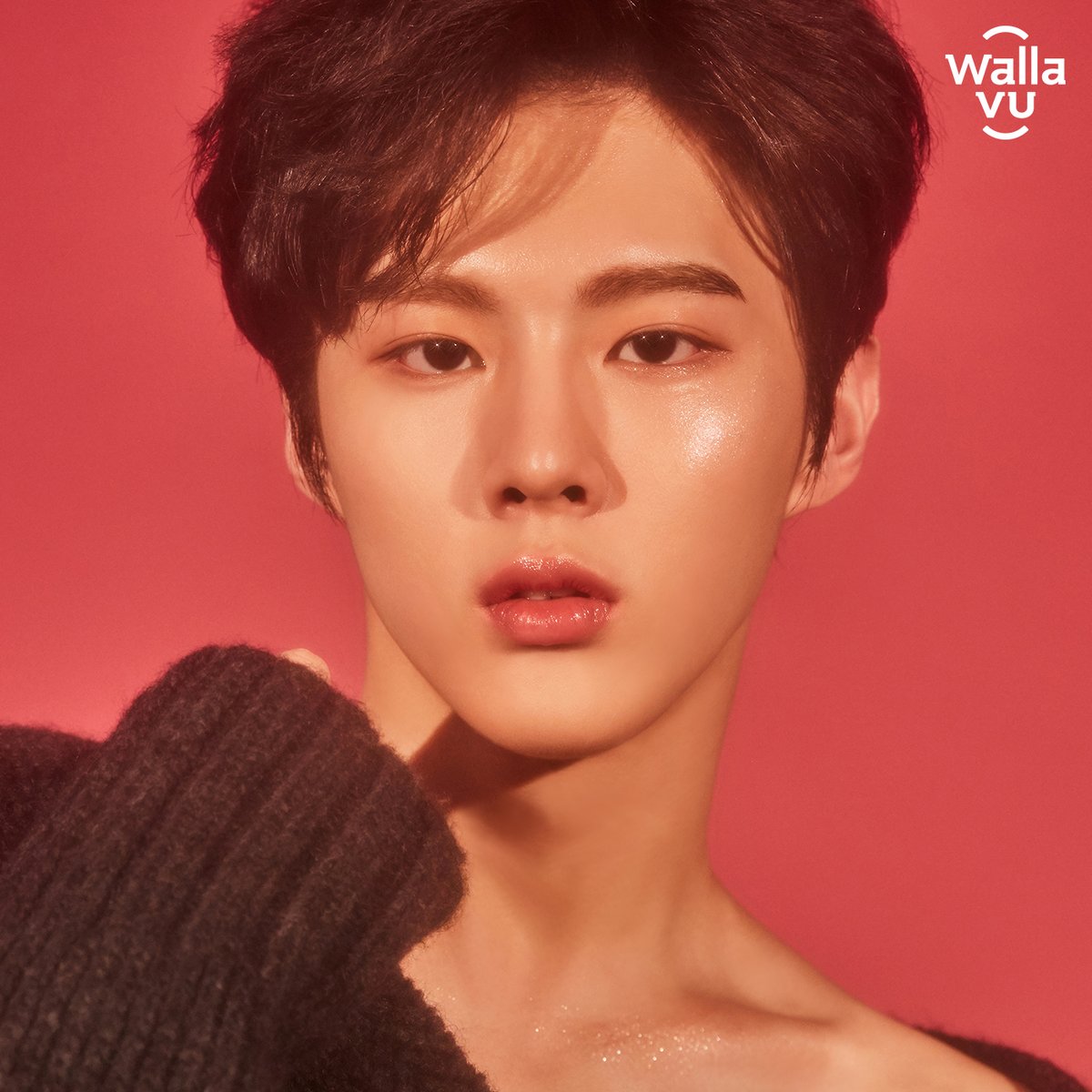 wallavuofficial's tweet photo. 앗 내 누우눈🙈
이렇게 초블링 하다니

필터 없이도 번쩍 빛나✨
#시선강탈 #시크글래머 메컵

매끈 수분감 듬뿍한 베이스
골드&amp;핑크 블링함 듬뿍한 글리터
초블링 시선강탈 메컵 왈라뷰로 도전해봐!!

#김우석왈라뷰쏘머치♥ #듣도보도못한뷰티 #왈라뷰 #김우석 #KIMWOOSEOK #뷰티 #가을룩 #wallavu https://t.co/kDhaK4KI8i
