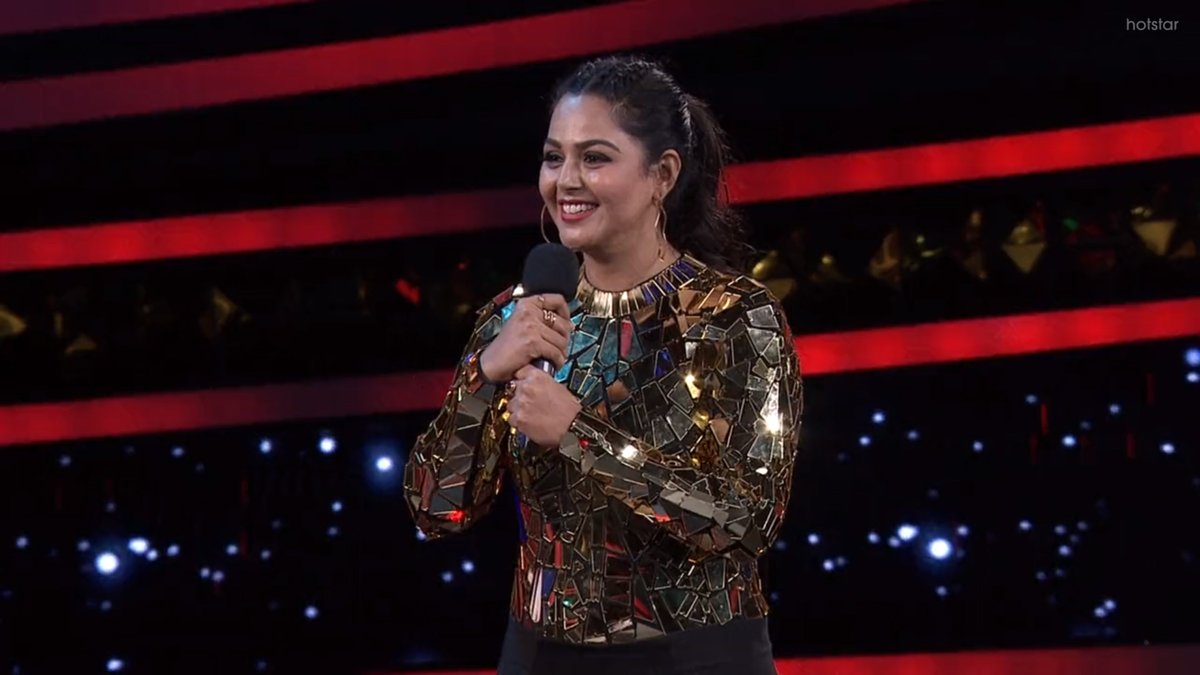 TeamMonal's tweet photo. #MonalGajjar #BiggBossTelugu4 Stage Performence #TeamMonalGajjar #TeamMonal #BiggBoss4Telugu BiggBoss4 https://t.co/IvW9rsVAUG