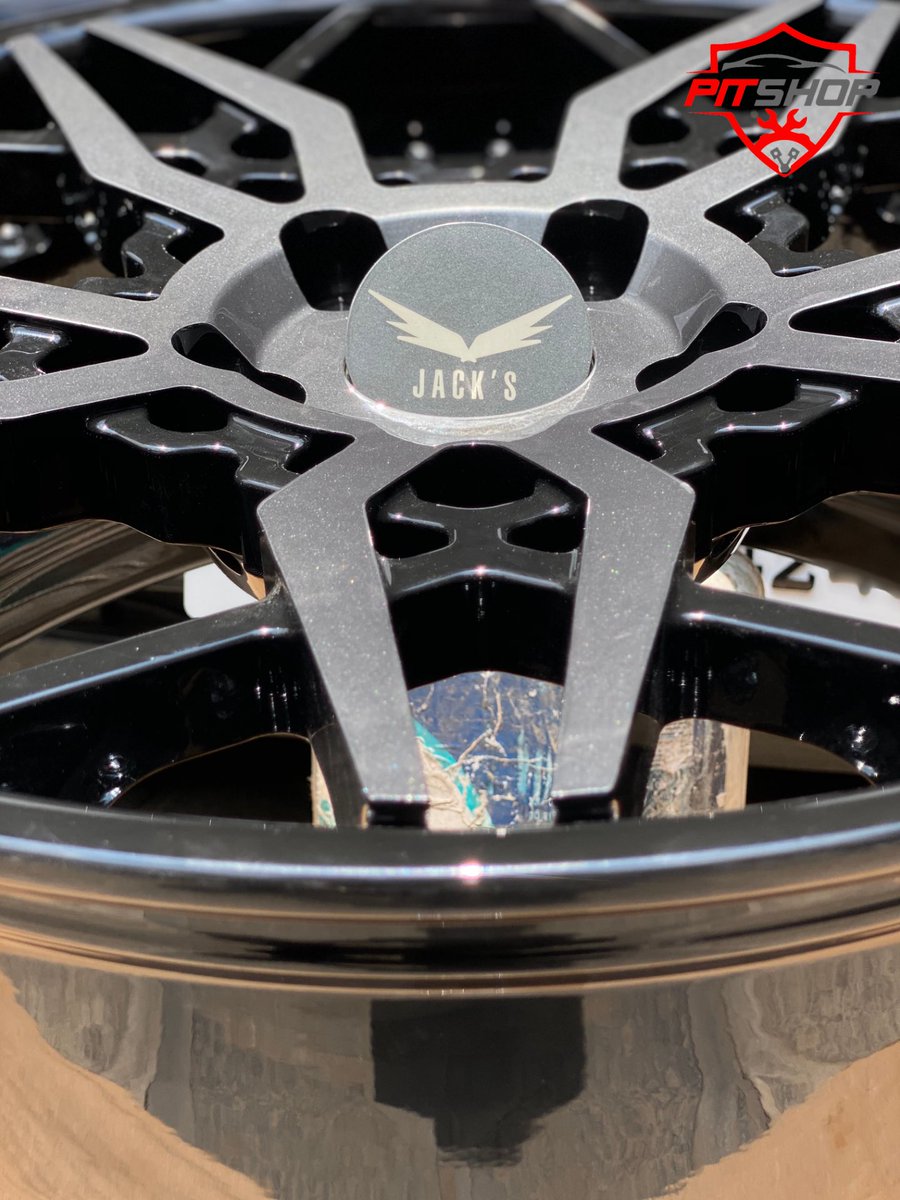 PITSHOP2's tweet photo. “ Project Jack’s - Alloy wheels installation for PORSCHE CAYENNE “
.
.
.#pitshop #pitshophyderabad #pitshoprestorations #jack’s #projectjacks 
.
.
.#alloys #alloywheels #jacksalloywheels #porsche #porschecayenne https://t.co/phjloycgLp