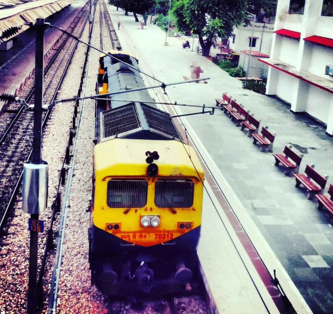 trainmanager_'s tweet photo. https://t.co/qiKI3ln4O0