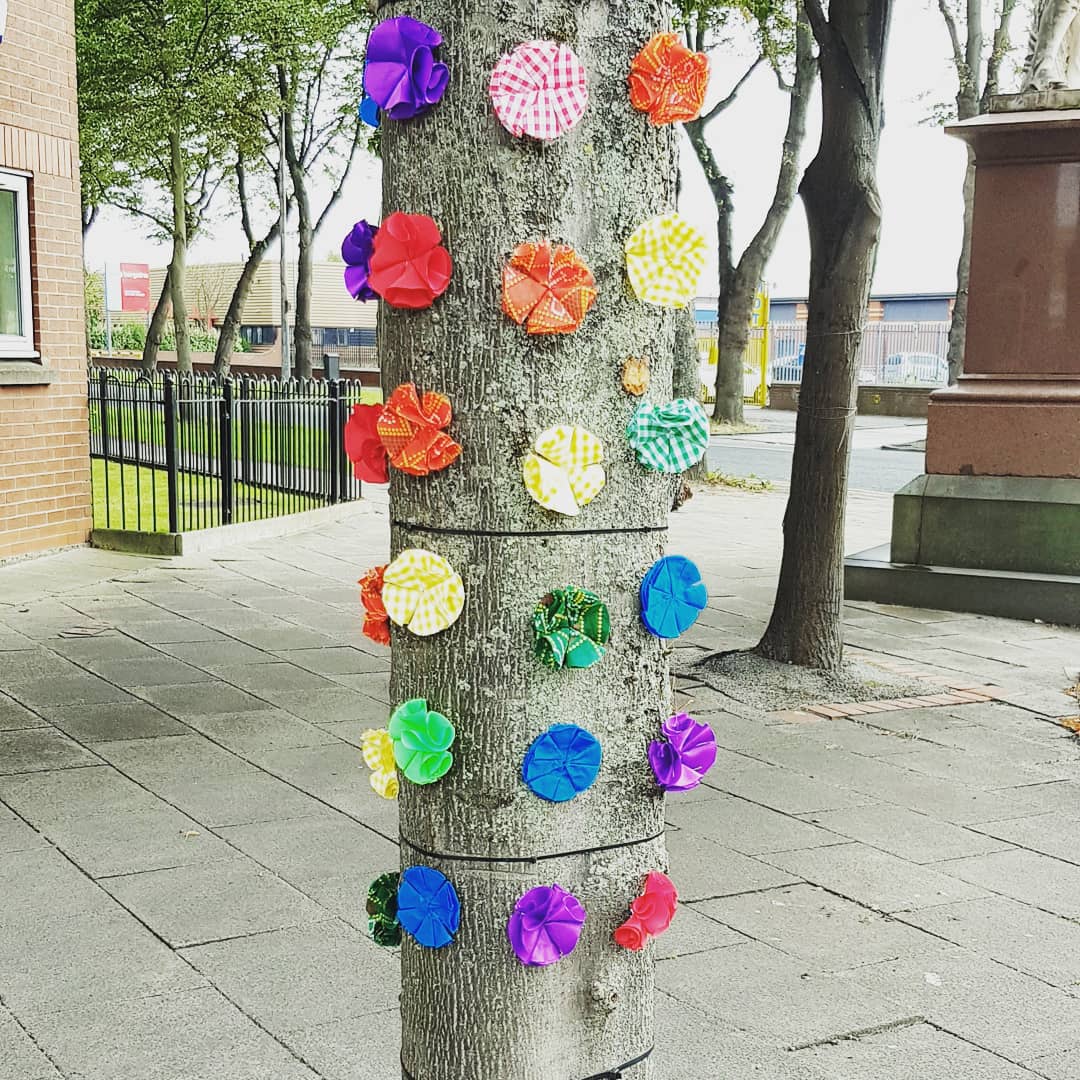 heyworkshops's tweet photo. Dont forget the #rainbowtrees are still showing their colours and you can send them a message too! They will message you back :) https://t.co/UHeH4tMprk