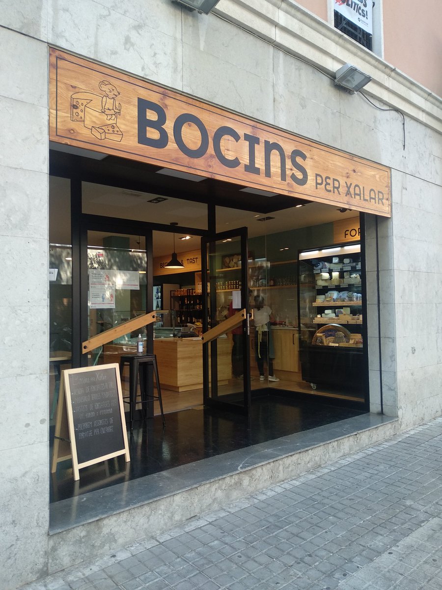 COMERÇ IGUALADA tweet media