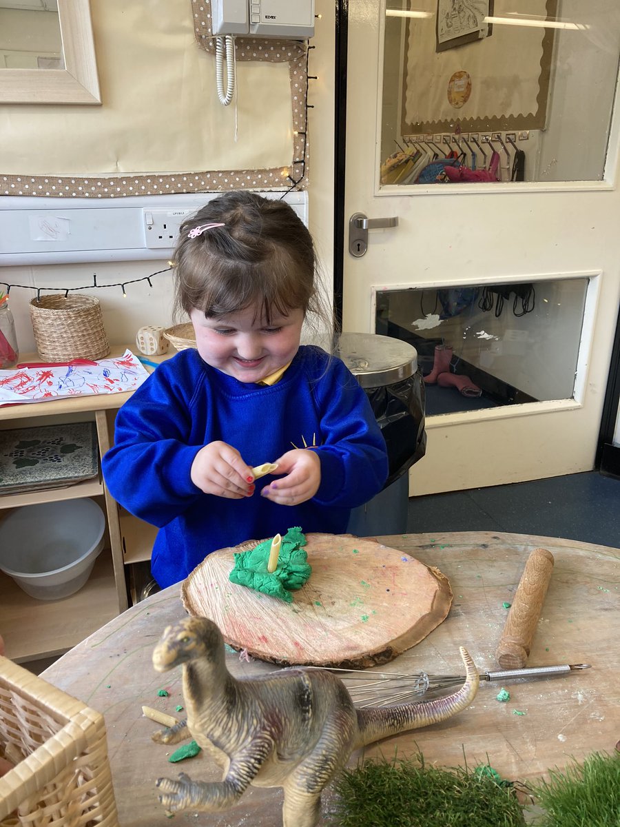 HolytownNC's tweet image. A was having fun making all her friends a pasta sandwich 🥪 #realifeevents #usingourimagination