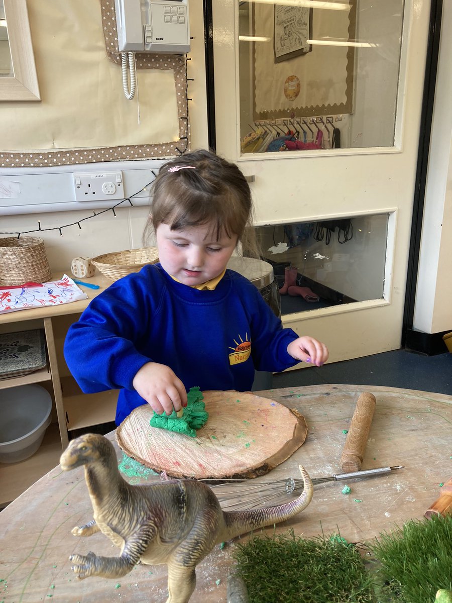 HolytownNC's tweet image. A was having fun making all her friends a pasta sandwich 🥪 #realifeevents #usingourimagination