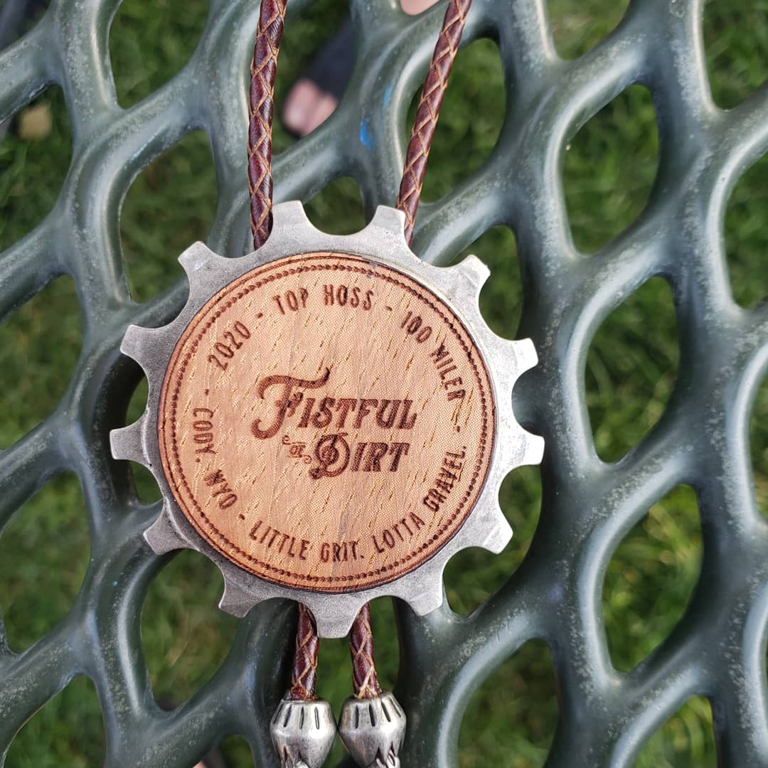 peterstetina's tweet image. Gravel grinding is back! #FistfulofDirt has it all: Pavement, smooth gravel, jeep 2 track, sand basin, and a climby/puckering dh finale. Cody, WY went above and beyond in terms of hospitality. Bonus was homie @KathyPruitt taking the Ladies title and now we have matching bolos