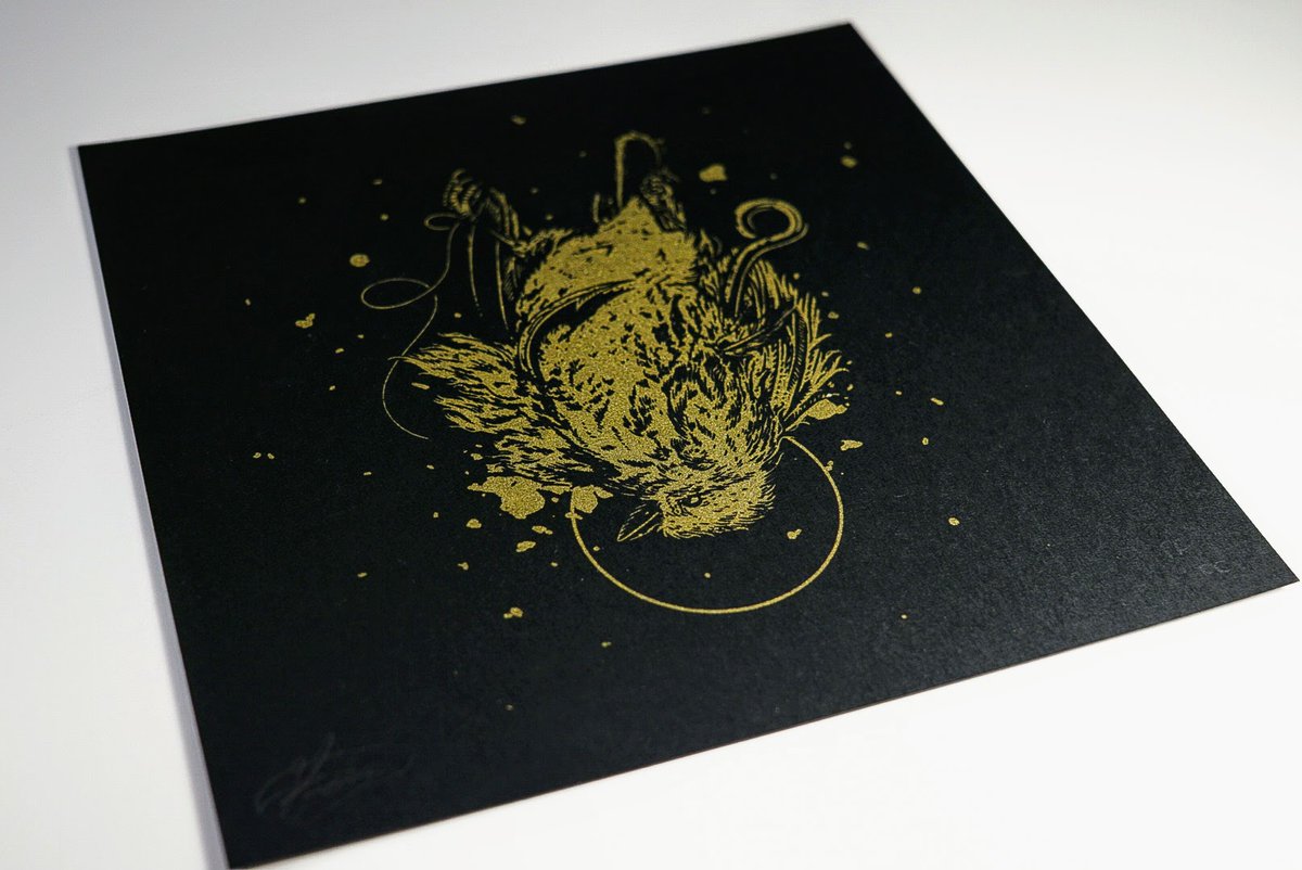 poogrtfx's tweet photo. Hoy ha nacido un nuevo hijo! Es negro y dorado! Y podéis oirlo gritar en https://t.co/7TUJ3dZEHu o en Spotify!

#sludge #metal #extreme #mallorca #vinyl https://t.co/z6yIw6GmvV
