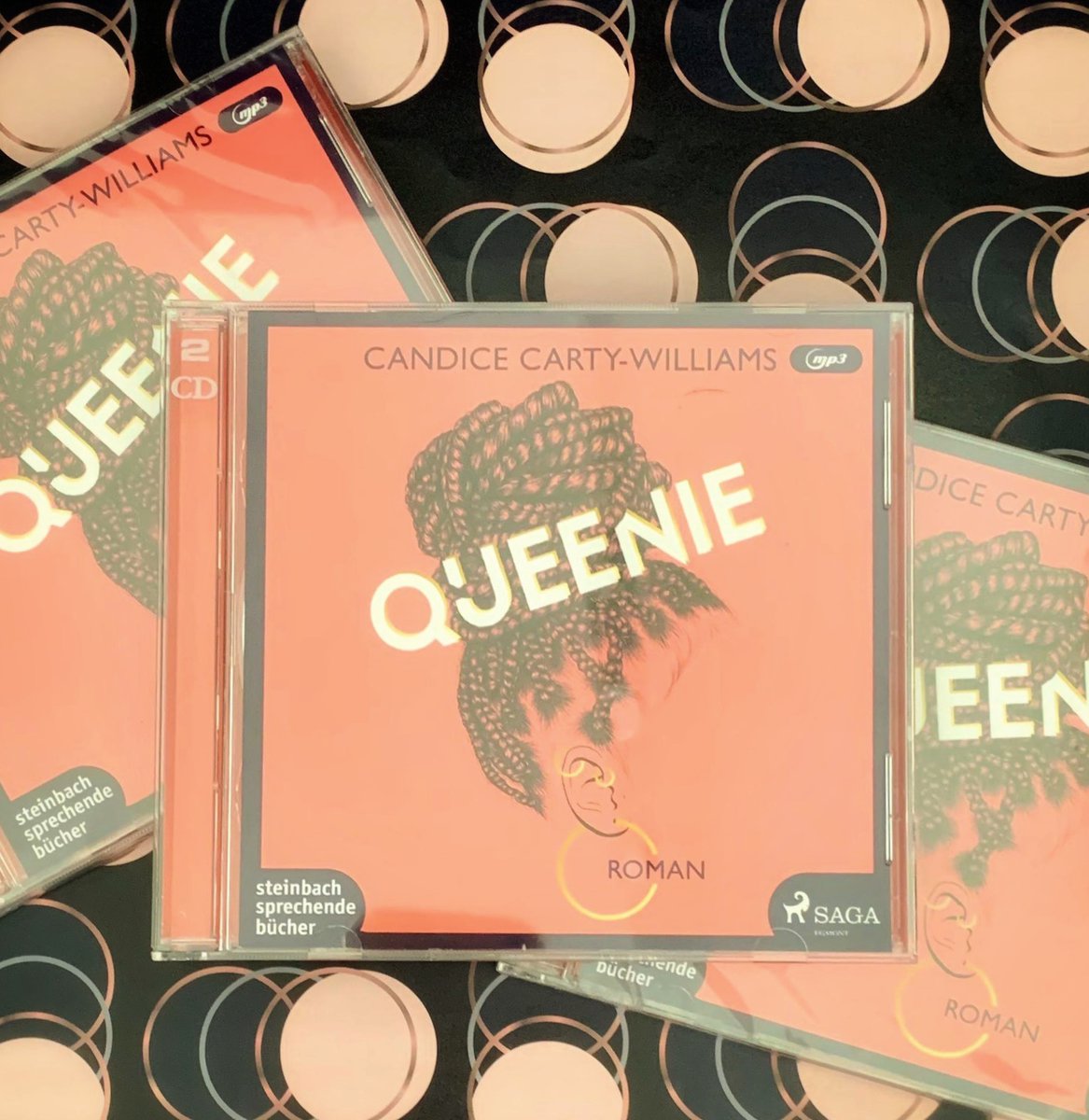 sprechendebuech's tweet photo. #BlackLivesMatter, #Feminismus, seelische Gesundheit - das sind die Themen, die #Queenie wichtig sind. Queenie, eine junge schwarze Frau aus #London, stellt sich in dem gleichnamigen #Debütroman die Frage: Wie kann ich die Welt zu einem besseren Ort machen? https://t.co/VdqxkRFkzx