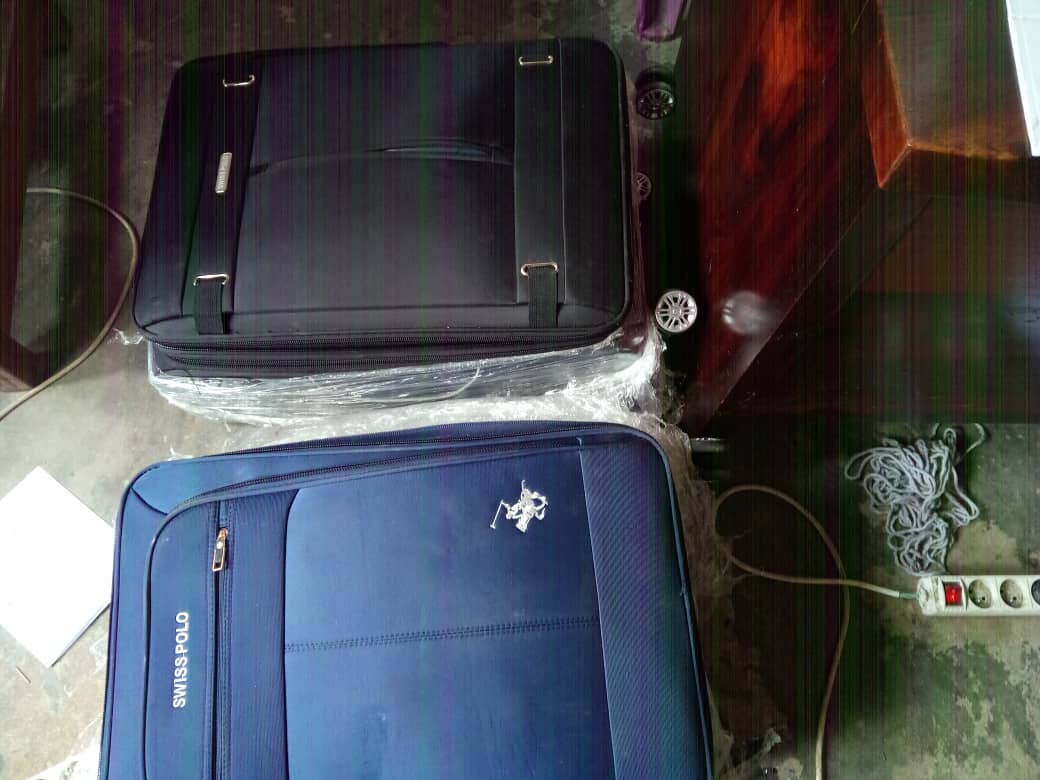 alphonseabongwa's tweet photo. #Cameroon frontier police impound 18kgs of drugs #metamphetamine at the #Douala Airport. The trafficker, 43 year old #Damian #Anichebe was heading to #Greece via #Brussels https://t.co/i4dRBllvwD