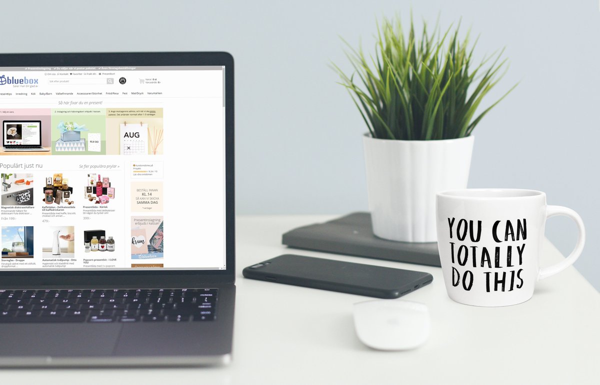 BlueboxSE's tweet image. Just nu söker vi en kollega till vårt kontor i Malmö för tjänsten grafisk formgivare/copywriter bluebox.se/static/lediga-… #nyttjobb