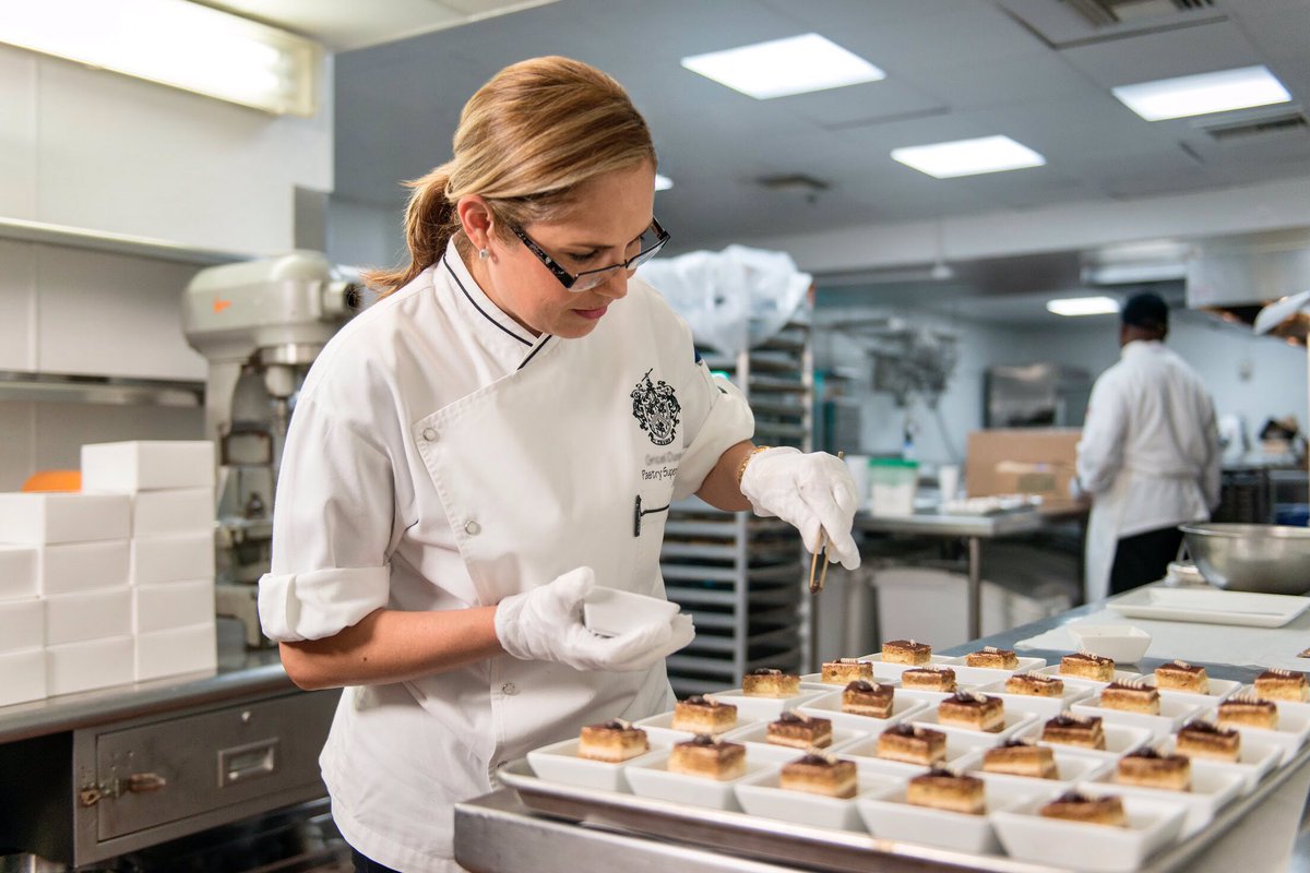 From Scotland to Los Angeles and Dubai to New York, our employees always go the extra mile. This #LaborDay is a celebration of each and every one of you. Thank you! https://t.co/HI2KcnIT8w