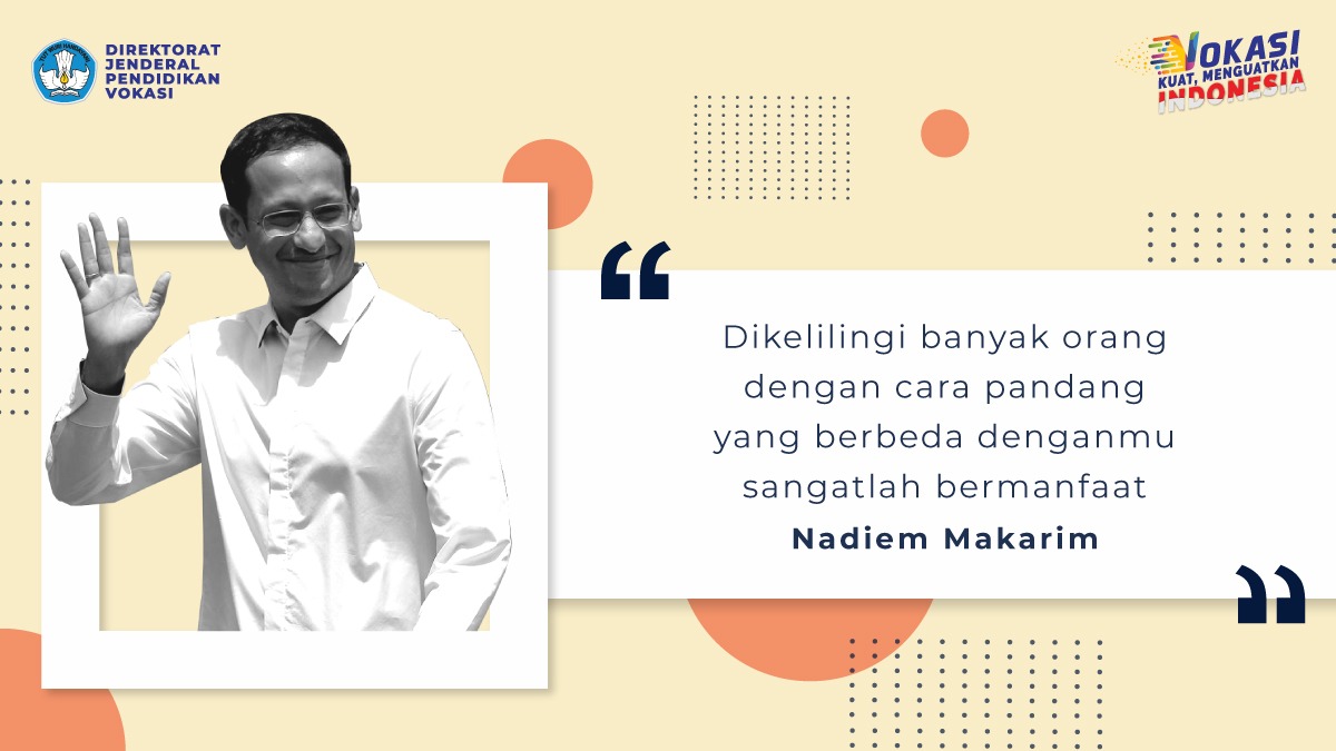 KamiVokasi's tweet photo. Justru cara pandang yang berbeda dapat memacu setiap individu untuk terus berkembang dan melakukan berbagai inovasi untuk #IndonesiaMaju. Setuju kan, #TimAhli! https://t.co/k5RMCubQHG