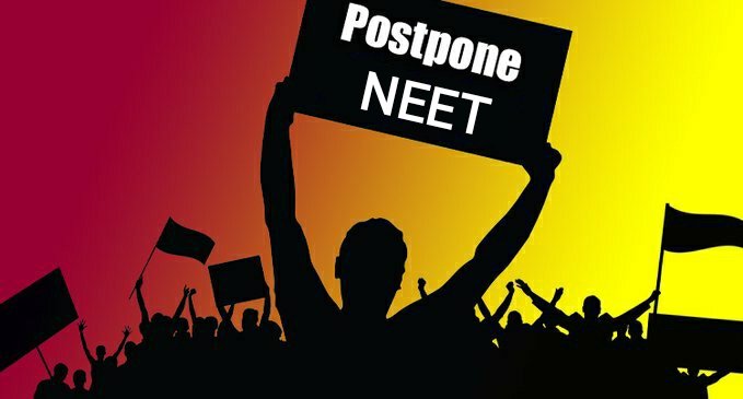 dhee_pratap's tweet photo. ✔️✔️JEE has less students and that too being conducted online in 6 days
👉👉NEET has 16 lakh students and it will be conducted in offline mode in a single shift
❌❌Stop misleading the student's❌❌

#ParentsDemandPostponeNEET

⏩⏩We want postponement of NEET. 🆗🆗🆗🆗🆗🆗🆗🆗 https://t.co/6JykkJu4XD
