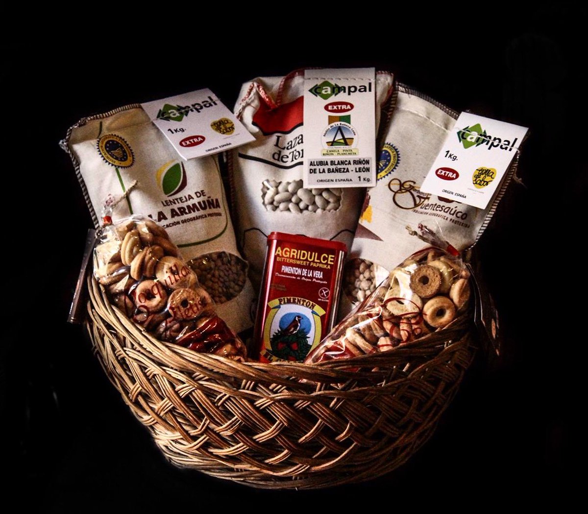 Buenos días, en Hermanos Hoyos a parte de ser Fabricantes tambien tenemos tiendas especializadas en productos de la zona.
Ven a conocernos 😊
📍C/ Rua Mayor 16, Salamanca “El Sobrao Albercano”
📍 Pz/ Madrid 2, Valladolid “El Sobrao Albercano”
#hermanoshoyos #somosfabricantes