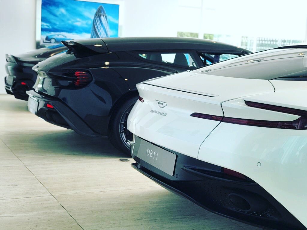 Aston_Reading's tweet photo. A little Monday morning motivation, with @astonmartin. 

Views 😍....

#AstonMartin #HROwenAstonMartin #HROwen #Cheltenham #Reading #beautifultodrive #driving #luxurylifestyle #luxury #mondaymotivation #mondaymood #monday https://t.co/QWyeTcxe5y