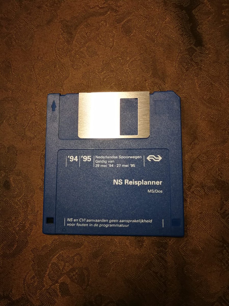 hulcjee's tweet photo. @treinreiziger ik heb nog een diskette ms reisplanner 94-95: interesse? https://t.co/8a3CuGYrT2