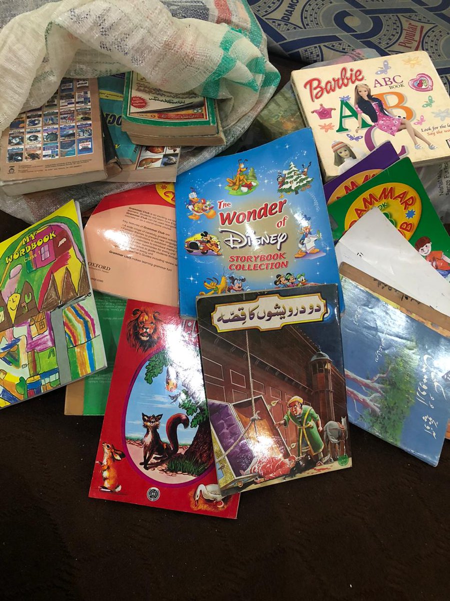 AwaranPublic's tweet photo. we're vry grateful that U people R donating books and supporting us in our stance. A hearty tnx to our today's donator. Plz keep supporting. Still we've a long way to go. We'd like to extend our request to all , who has not parted in this Great cause. plz cm frwrd N support us. https://t.co/Q20Pb1rhqM